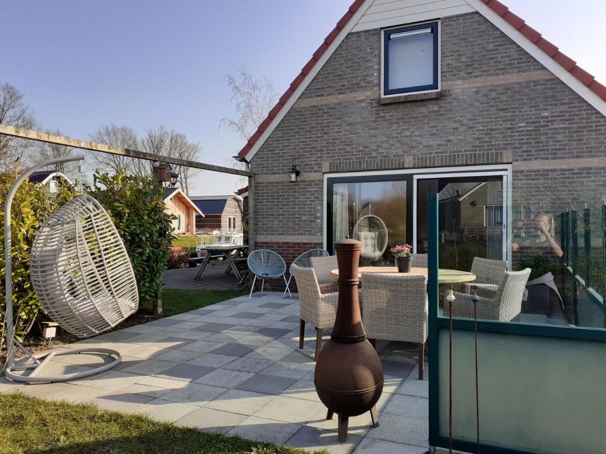 Waterhuis Friesland Oudwoude Exterior photo